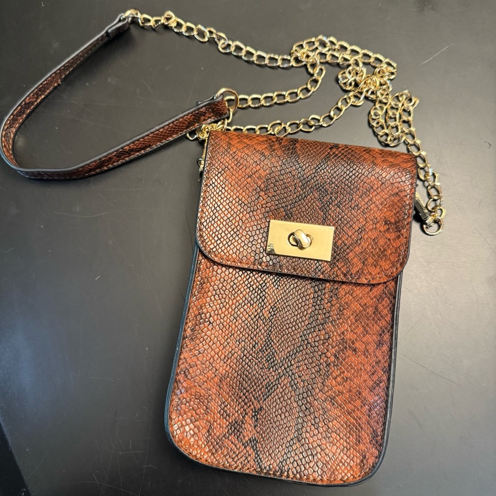 Mellow World Chic Brown Snake Print Crossbody Bag with Gold Chain